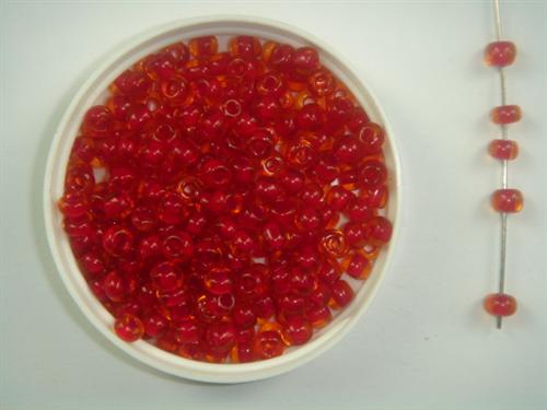 Glasperle 4 mm rød kerne 100 g