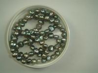 Ferskvandsperler gr� ca 5x3 mm, 36 cm