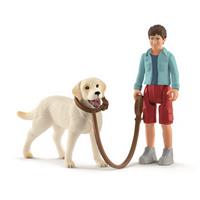 Schleich dreng med hund